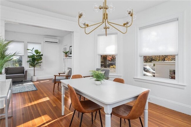 Building Photo - 420 Wayland Ave