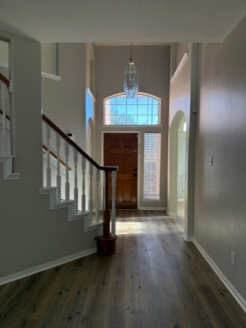 Building Photo - 5603 Lowellberg Ln