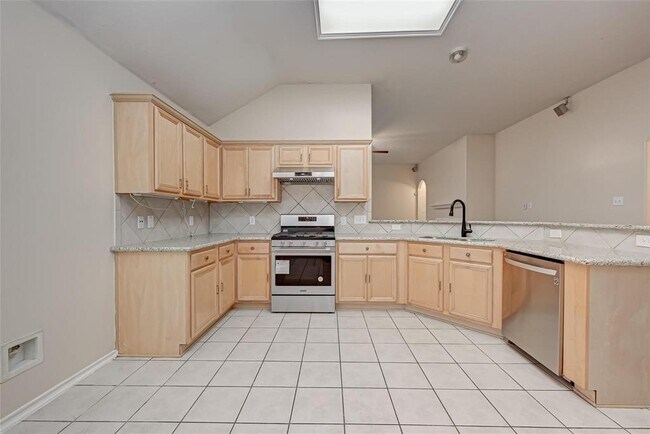 Building Photo - 20019 Millstone Ridge Ln