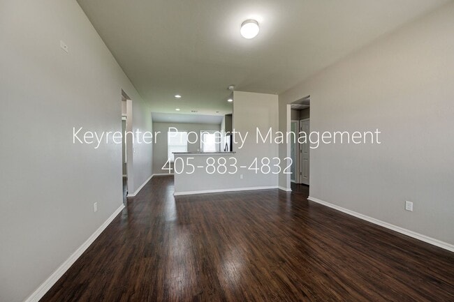 Building Photo - Gorgeous 3 Bed 2 Bath in Moore/SE OKC