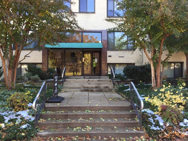 4107 Connecticut Avenue NW 4107 Connecticut Ave NW Washington DC