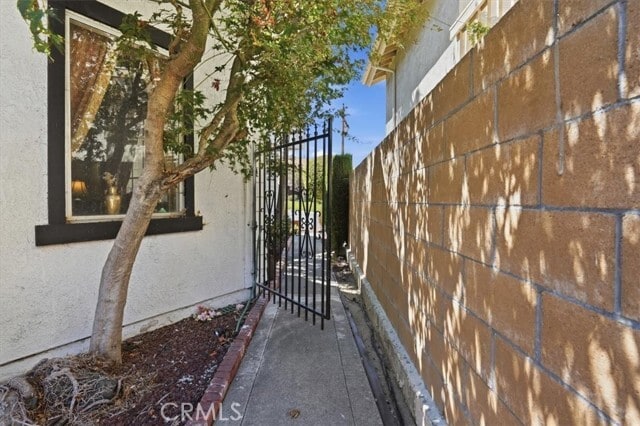 Building Photo - 710 Ridgeview Rd