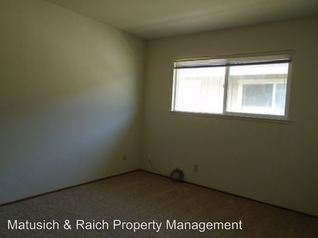 Building Photo - 2 br, 1.5 bath Apartment - 1146 Pierce St.