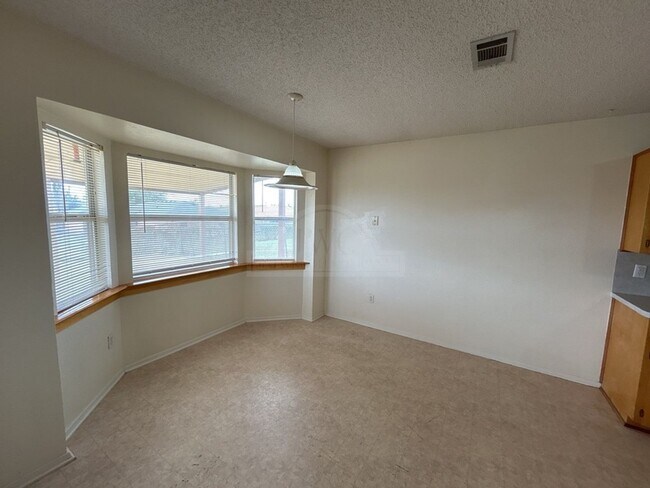 Building Photo - 4406 Secretariat Dr