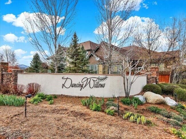 Building Photo - Spacious 3BR Townhome in Littleton