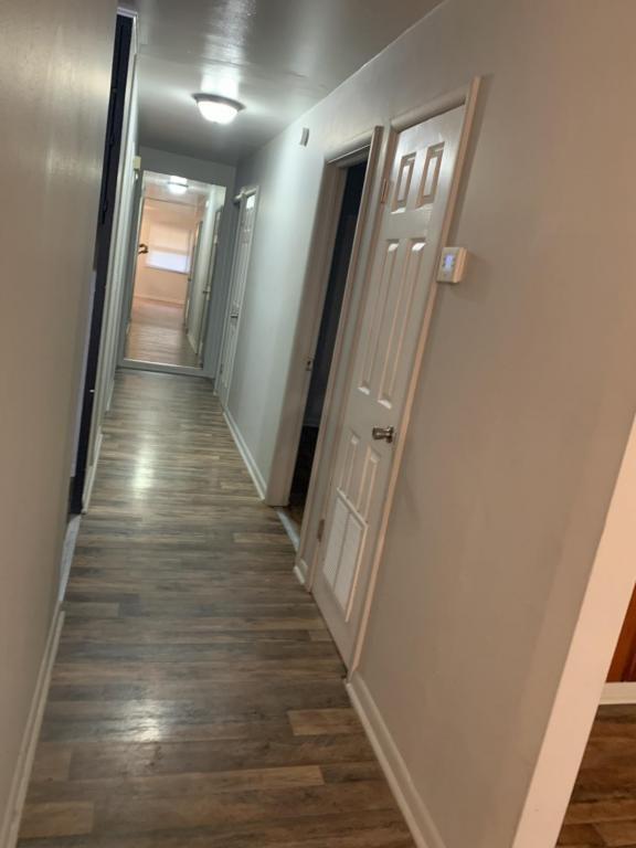 Building Photo - 1202 E 4th Ave