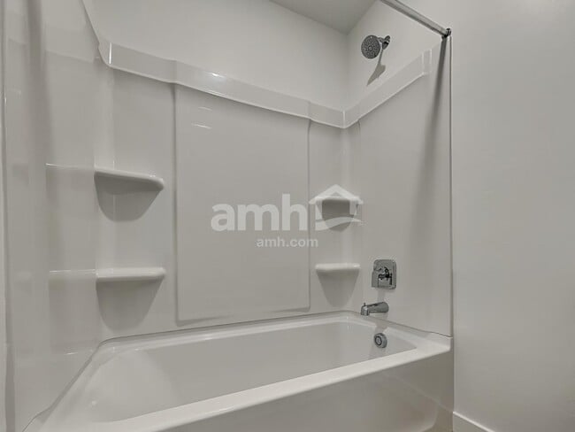 Building Photo - 6478 E Paseo Alga