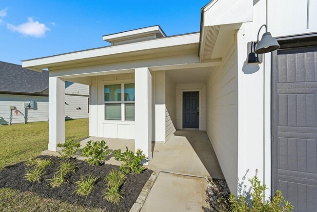 Building Photo - Offered by Precision Realty and Management...