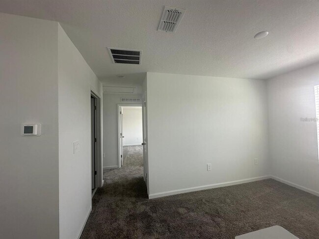 Building Photo - 1559 Marksman Rd