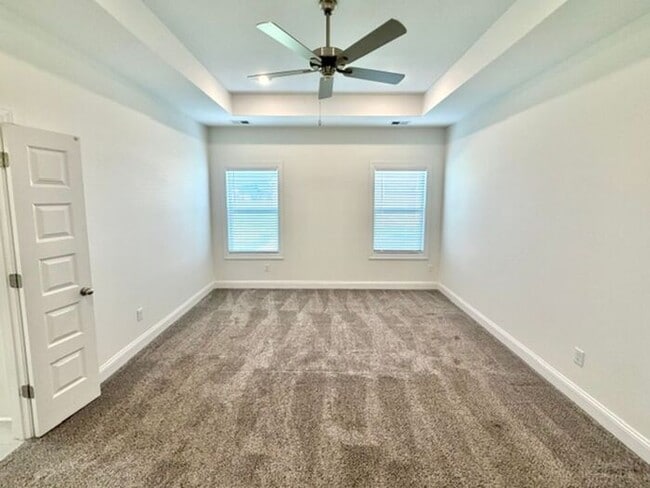 Building Photo - Now Leasing a spacious 5-bedroom 3 bath home in Olive Branch @ Southbranch.