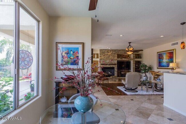 Building Photo - 1680 W Bartlett Way