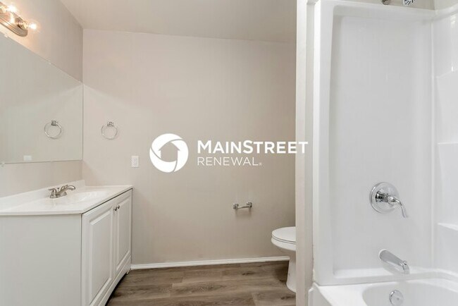 Building Photo - 3 Bedroom Pet-Friendly Home in TUCSON, AZ with Main Street Renewal