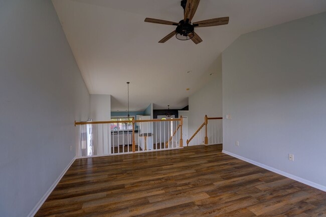 Building Photo - 2770 Sunflower Dr