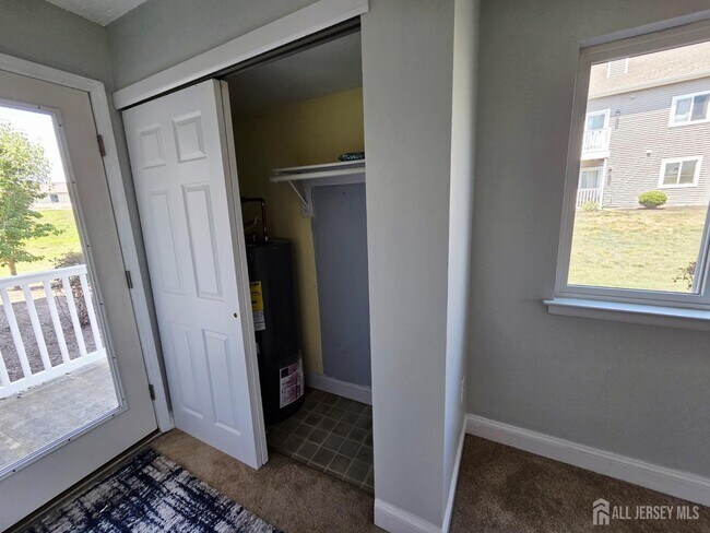 Building Photo - 8113 Tamarron Dr