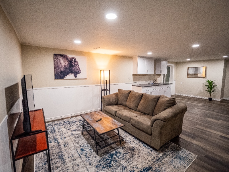 Building Photo - 480 Troy St