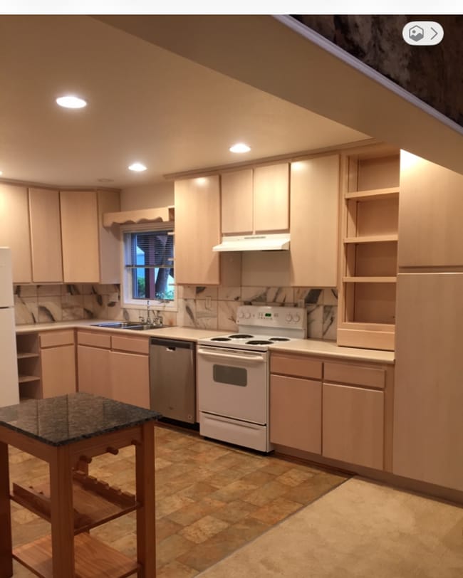 Building Photo - Cozy 1 bedroom/1 Bathroom Private Townhome in Littleton!