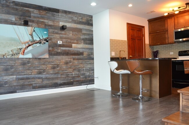 Building Photo - 1285 Wyndham Ln