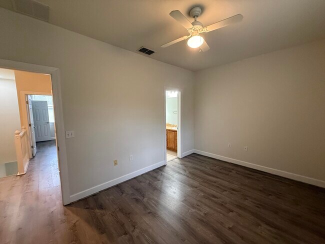 Building Photo - 15284-15331 US-331 BUS