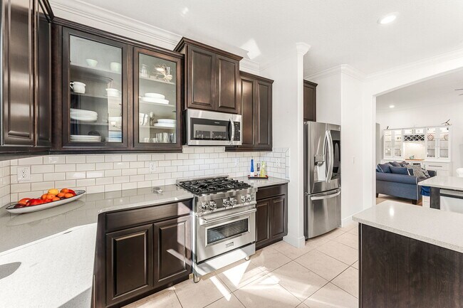 Building Photo - 6435 Montserrat Dr