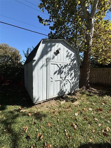 Building Photo - 1107 Blanton Dr