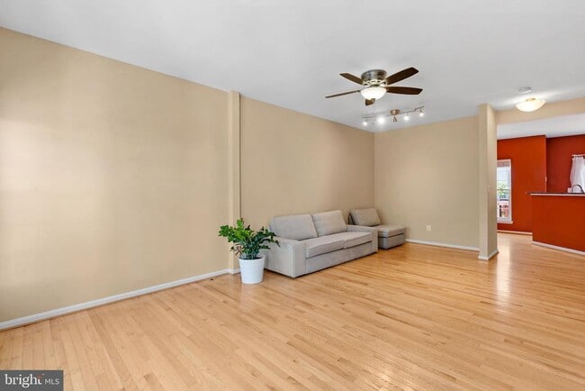 Building Photo - 13129 Englishwood Ln