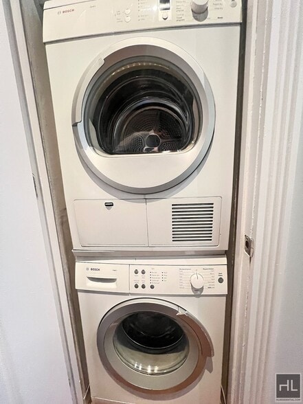 Building Photo - West 14th Street