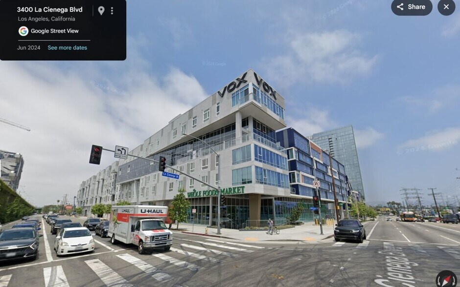 Building Photo - 3475 Carmona Ave