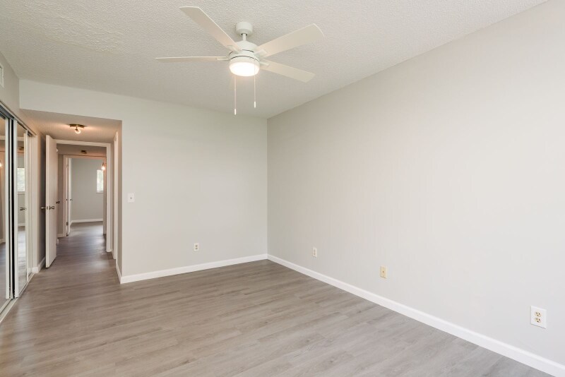 Building Photo - 2262 Swedish Dr