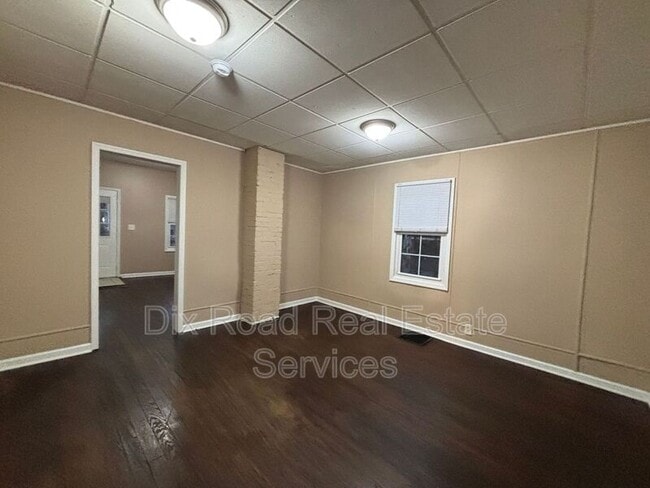 Building Photo - 1520 Lawn Ave