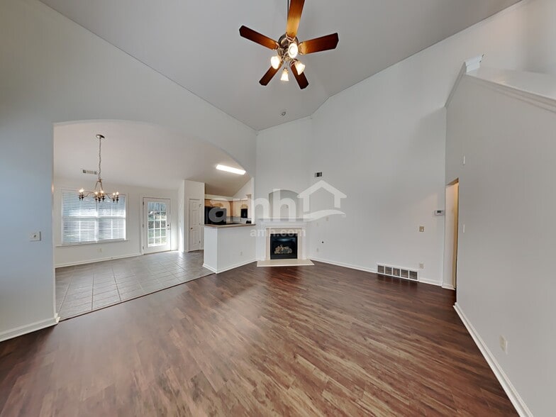 Building Photo - 6889 Show Boat Ln