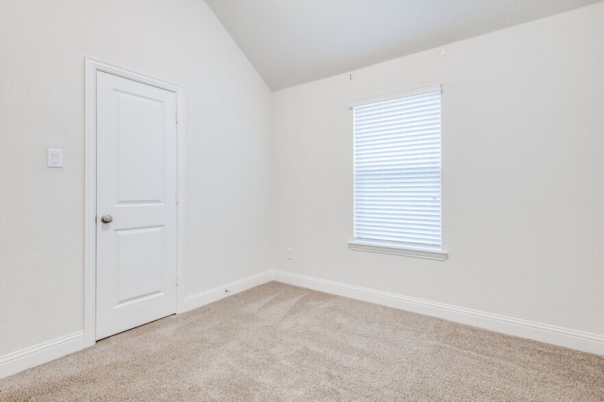 Building Photo - 1117 9th St