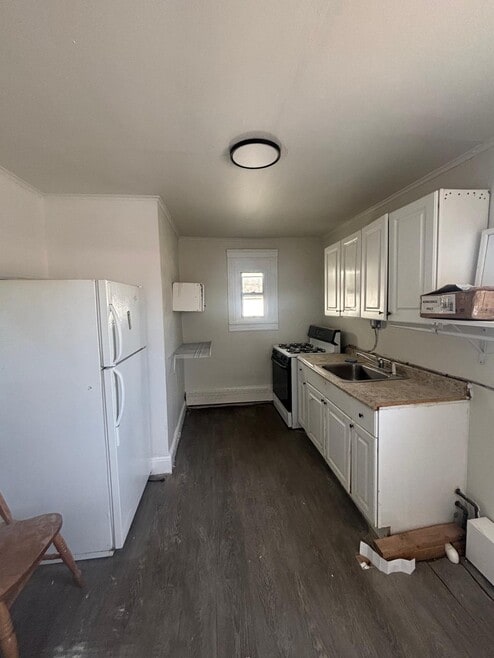 Building Photo - 201 4th St