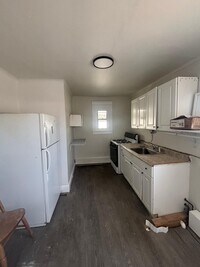 Building Photo - 201 4th St