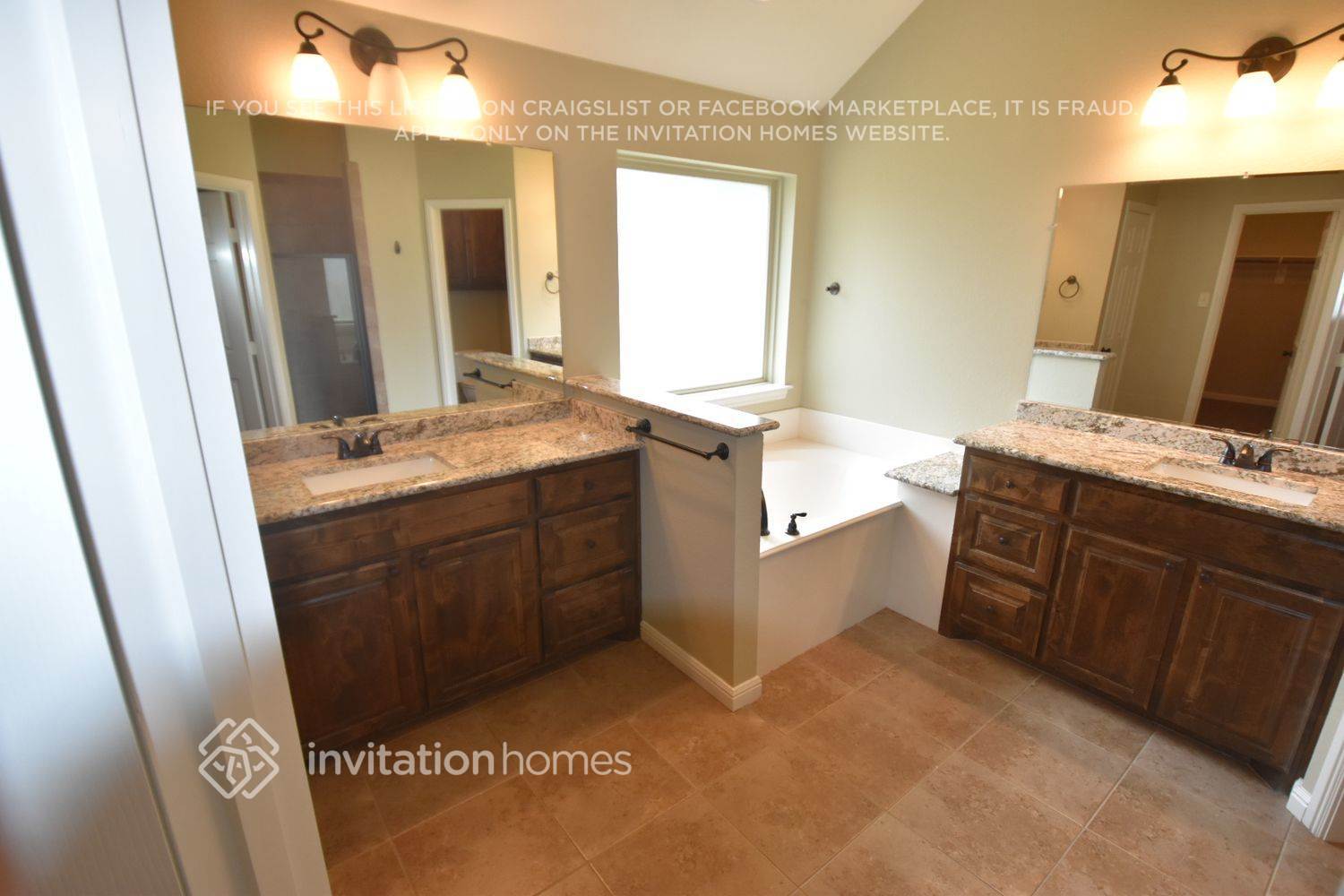 Building Photo - 2321 Trace Ridge Dr