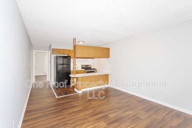 Building Photo - 640 N 31 St