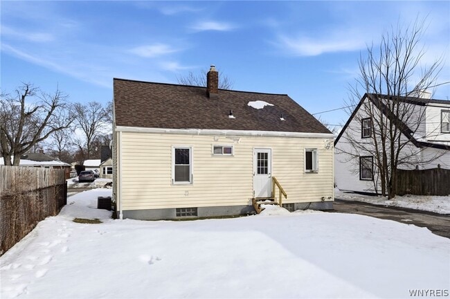 Building Photo - 38 Harvest Ave