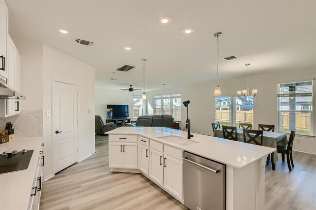 Building Photo - 4501 Capua Ct
