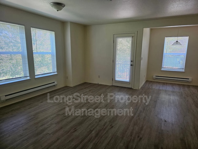 Building Photo - 300 SE 148th Ave