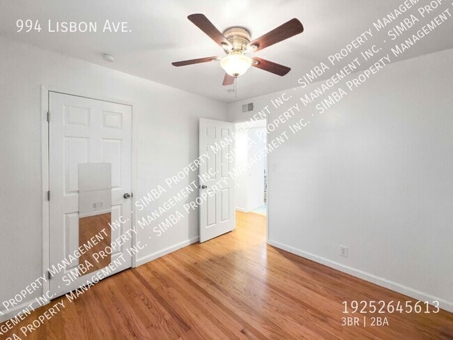 Building Photo - 994 Lisbon Ave