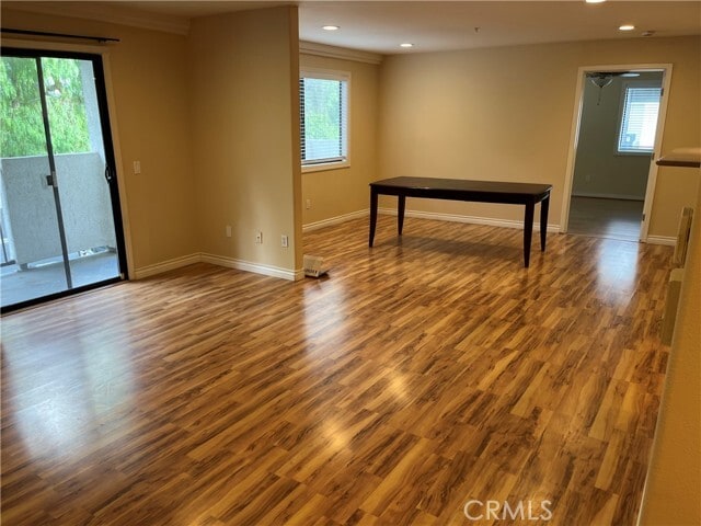 Building Photo - 17735 Kinzie St