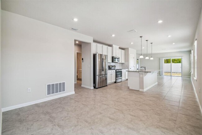 Building Photo - 11896 Thorncrest Dr