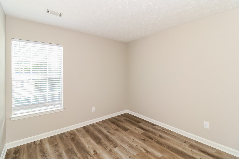 Building Photo - 6520 Eastbriar Dr