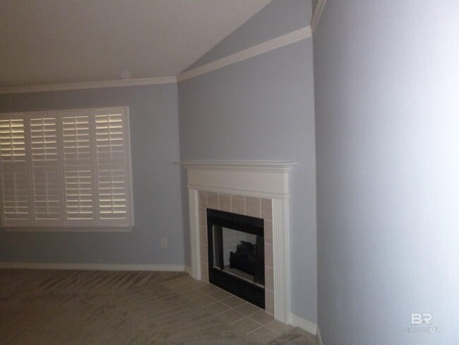 Building Photo - 30738 Pinyon Dr