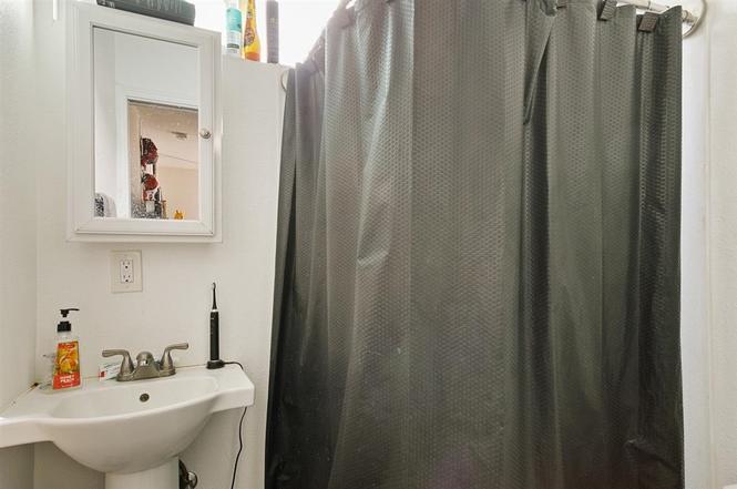 Bathroom - 408 S 33rd St