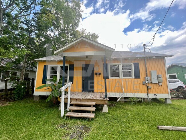 Primary Photo - 2 Bedroom Home in Freetown!