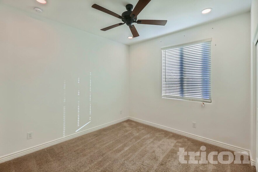 Building Photo - 24896 N 144th Ln