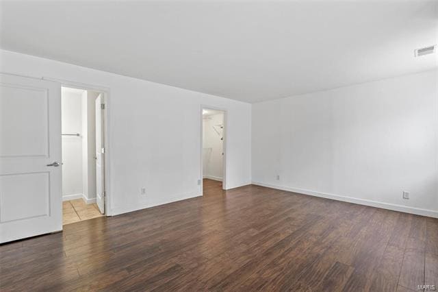 Building Photo - 5539 Pershing Ave