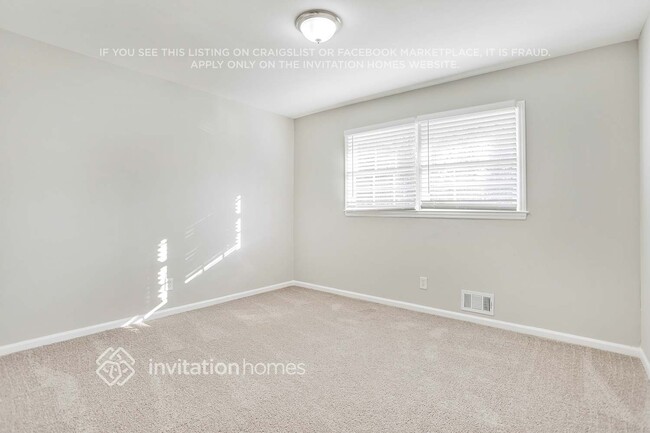 Building Photo - 3082 Donavan Way
