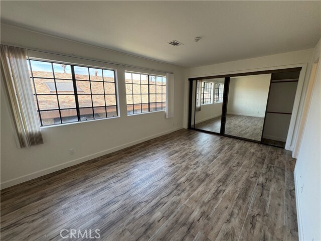 Building Photo - 524 S Catalina Ave