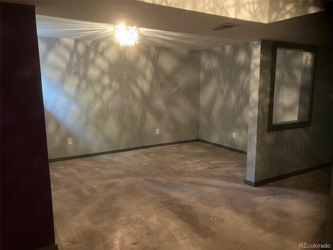 Building Photo - 9260 W Utah Ave